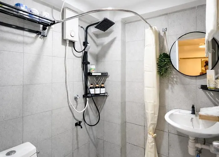Haus Of Twin- Cozy 2br Condo, 4beds Near Airport